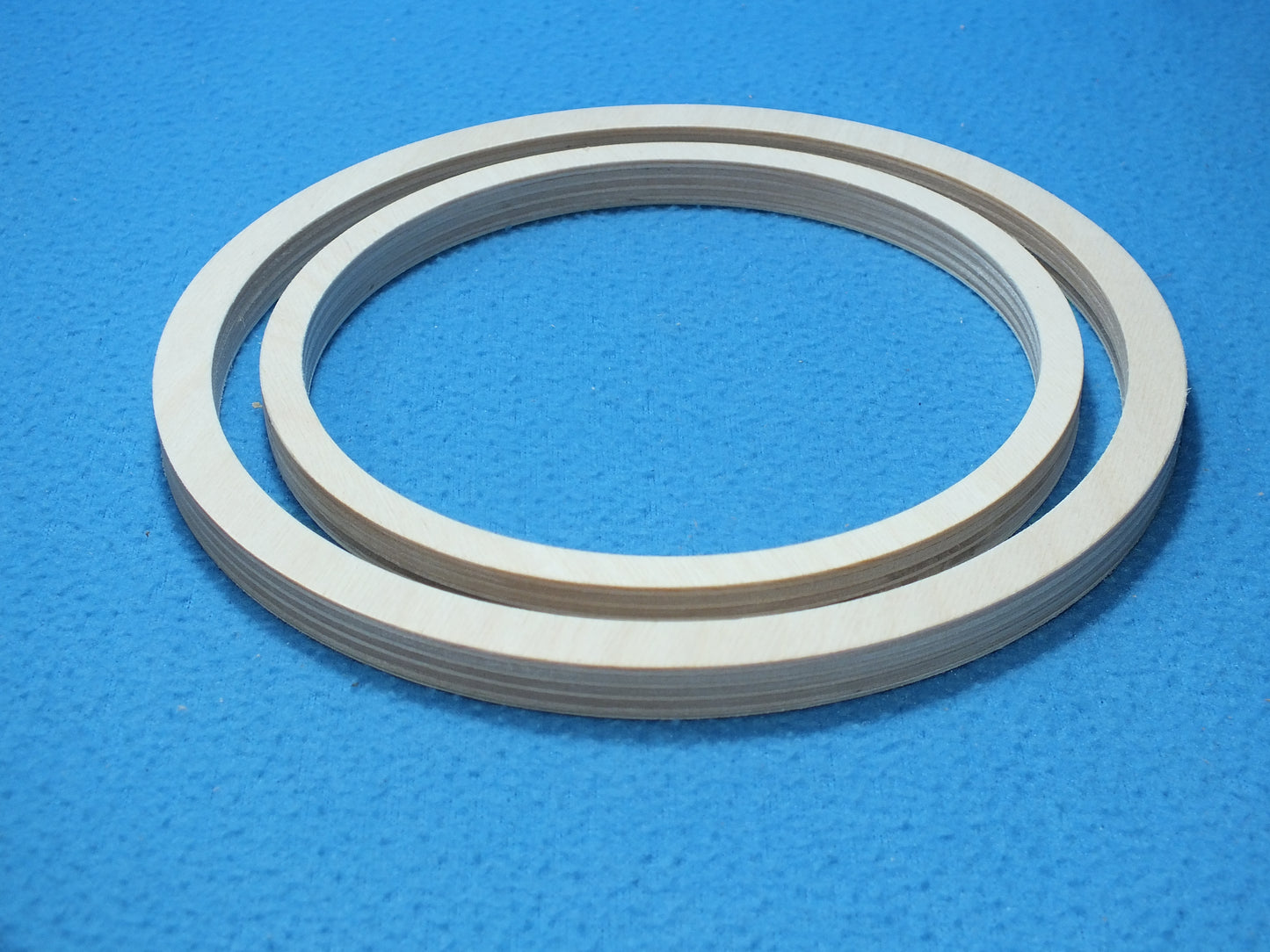 2 x Holz Ringe 17,5 cm 14 cm Holzring Zubehör Traumfänger Mobilé Makramee Reifen