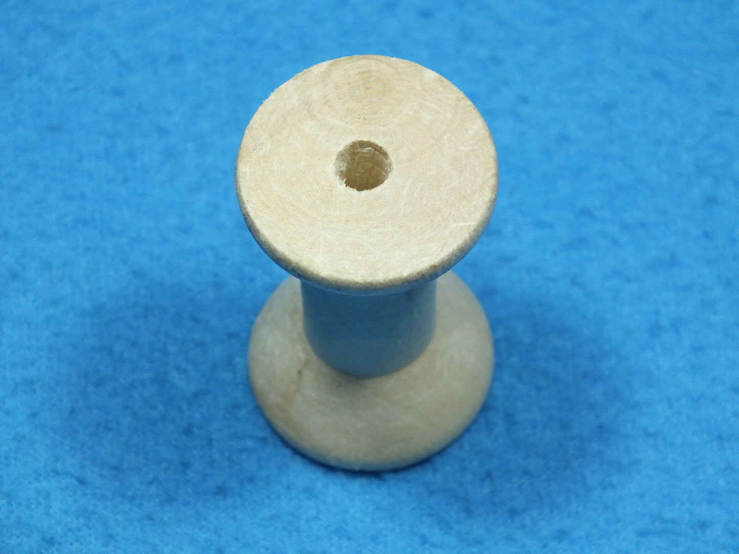 Holz Zwirnspule Garnrolle 48 mm x 30 mm Dekospule Holzspule Spule unlackiert