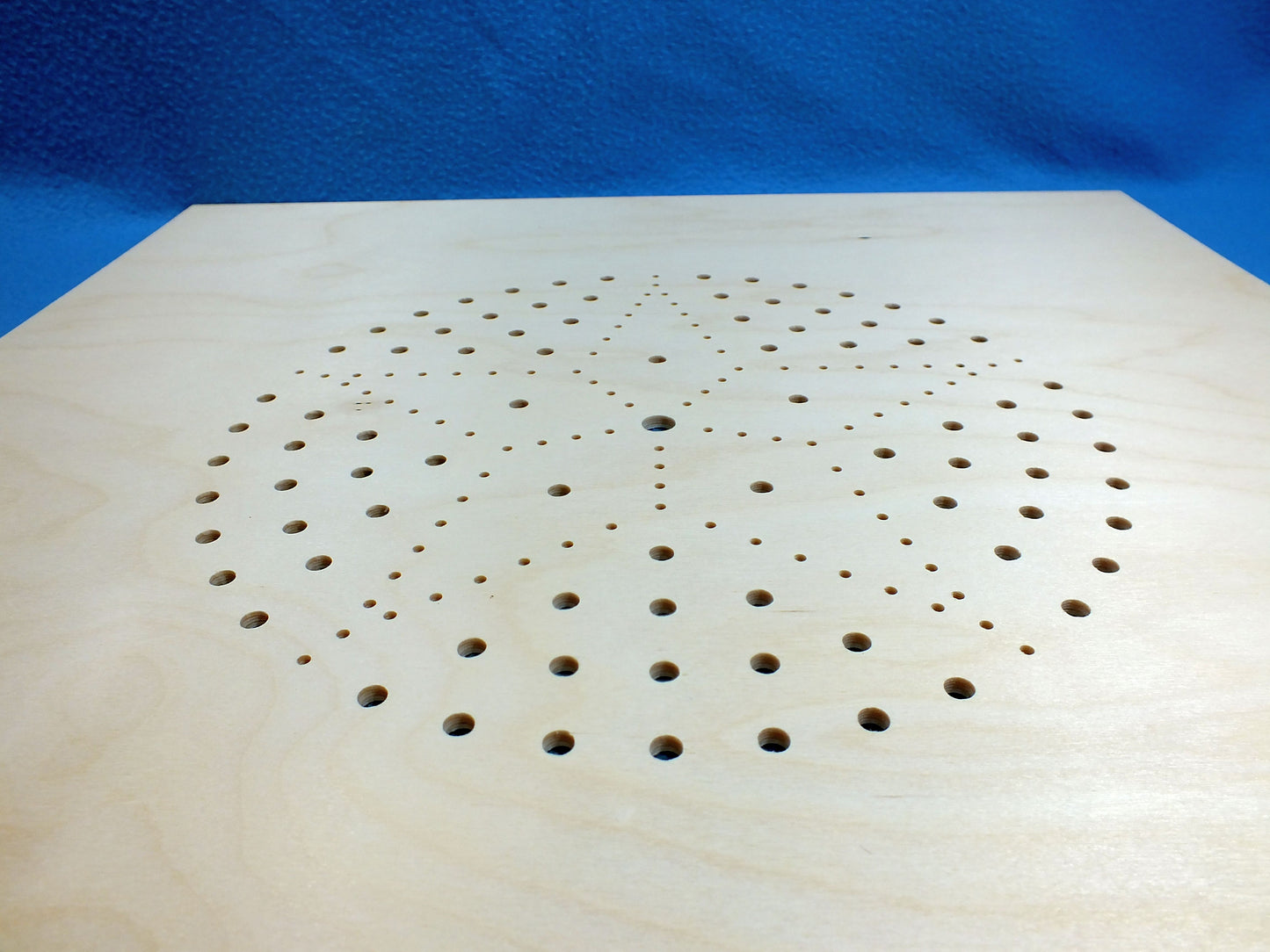 Holz Sitzfläche Sitzplatte Stuhlplatte mit Lochmuster Stern