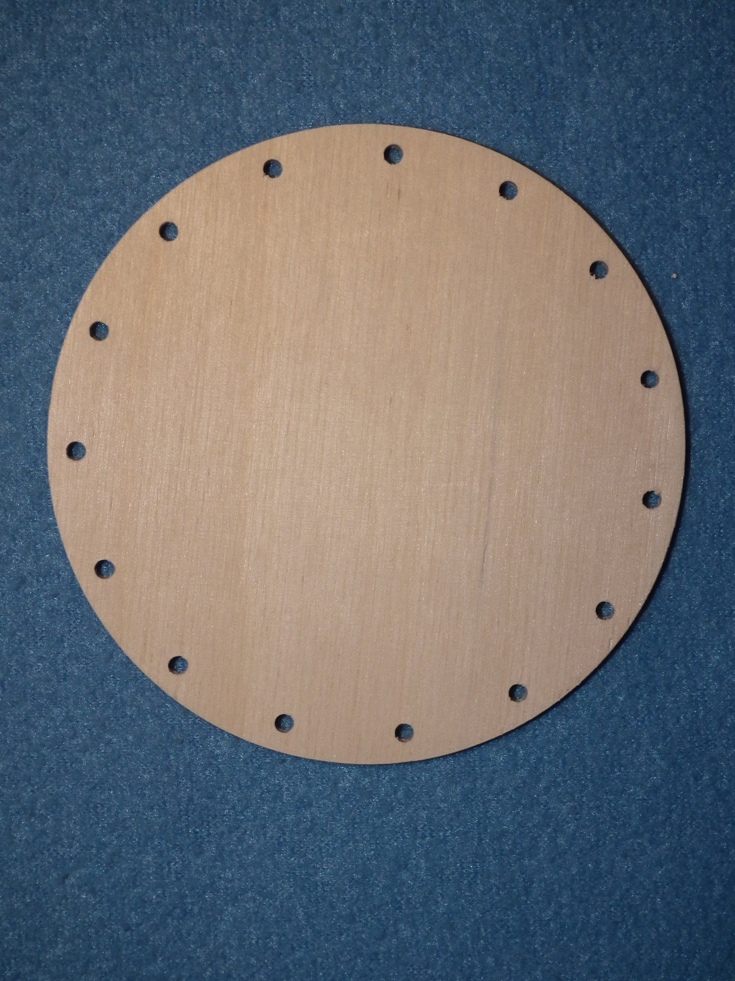 Peddigrohr Holz Boden Korb Flechtboden Peddigboden rund und oval