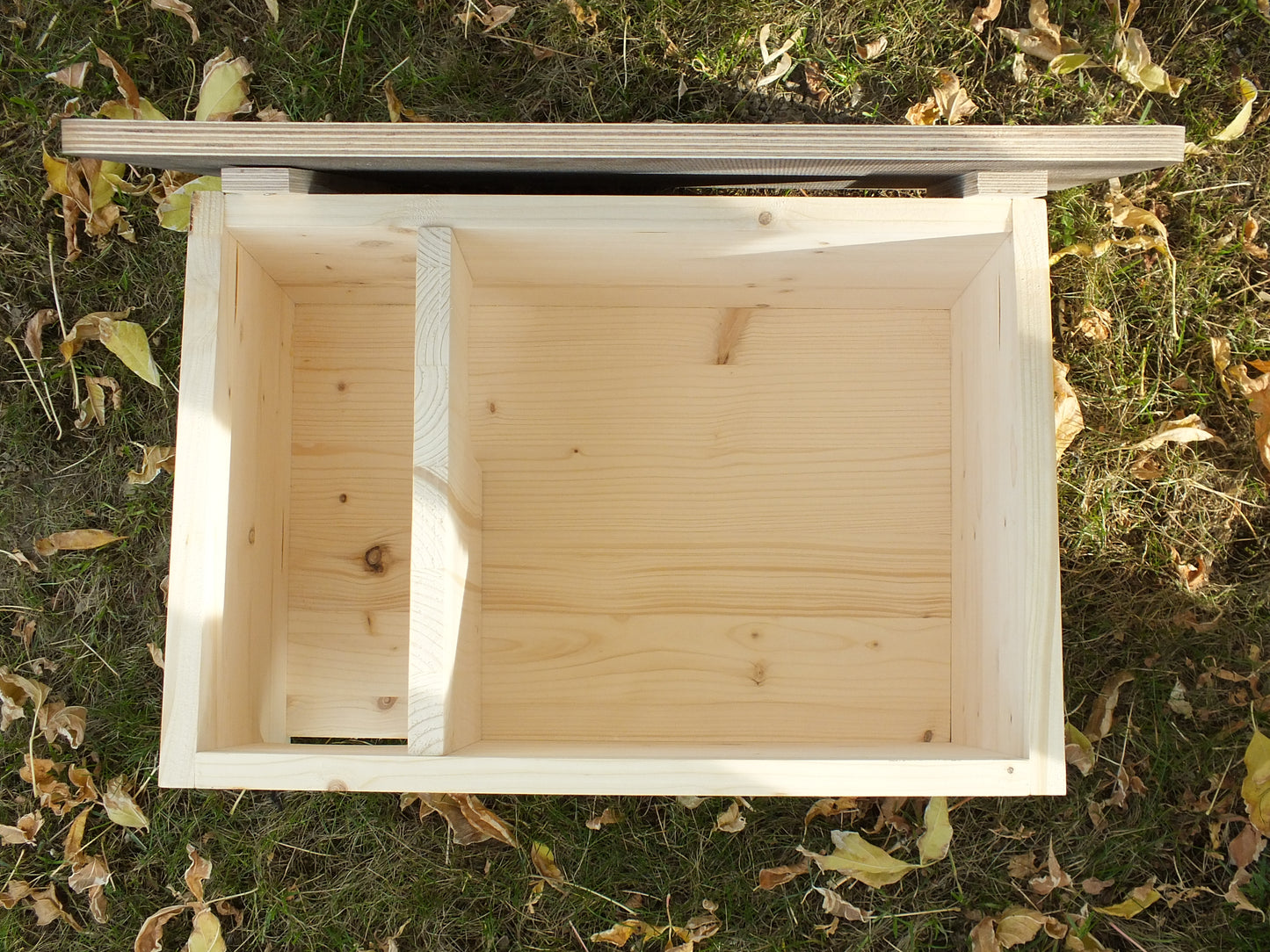 Igelhütte Igelhaus Igelhotel Winterquartier mit Labyrintheingang und Boden