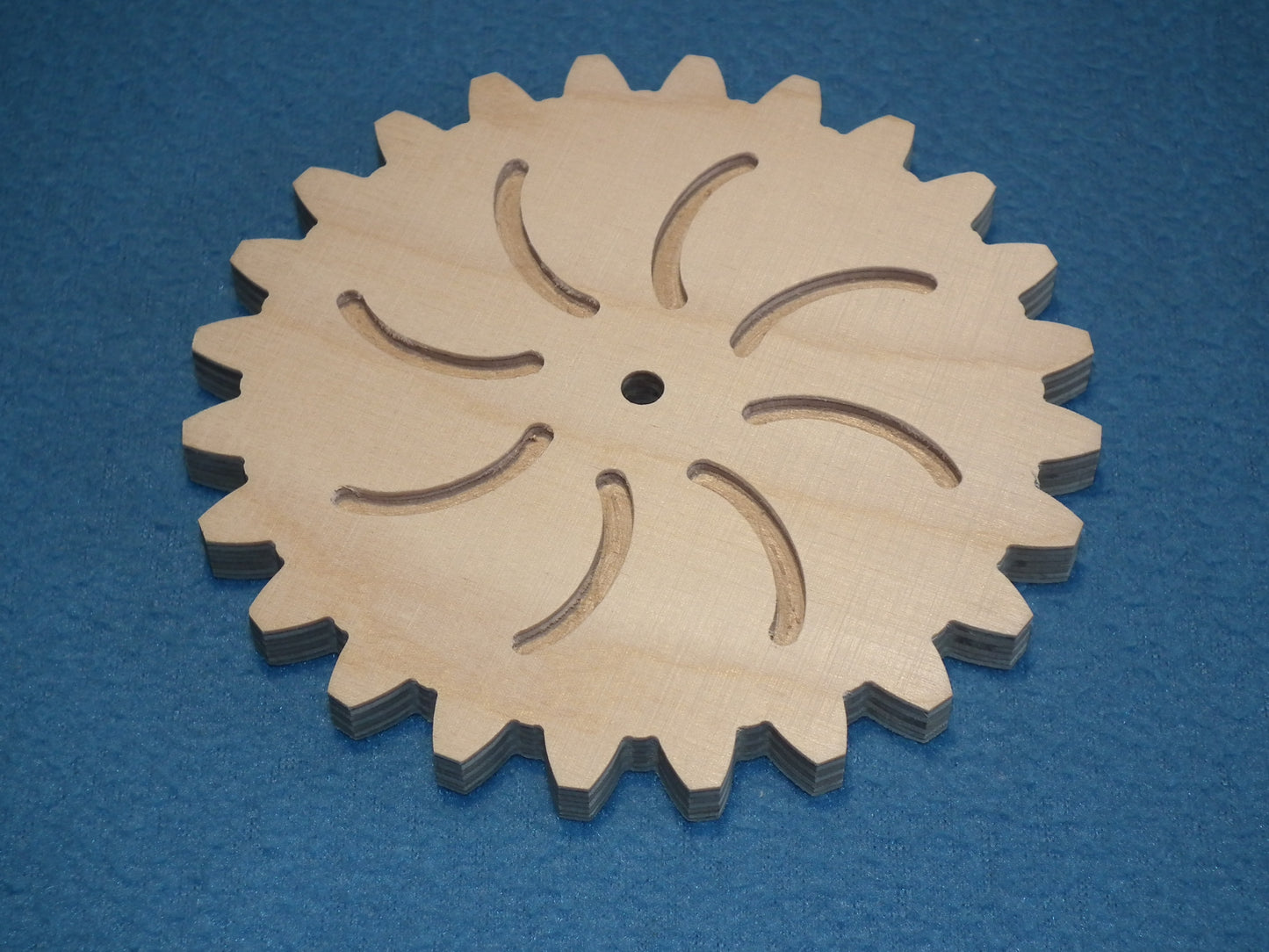 Holzzahnrad 24 Zähne Durchmesser 12,8 cm