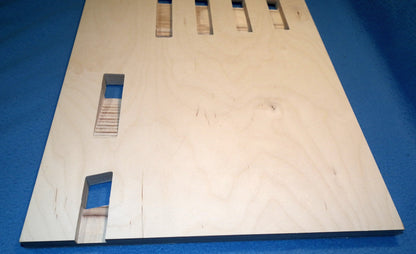 Spielfläche aus Holz für Fingerschlag Automat Selbstbau DIY Maker Fingerschläger