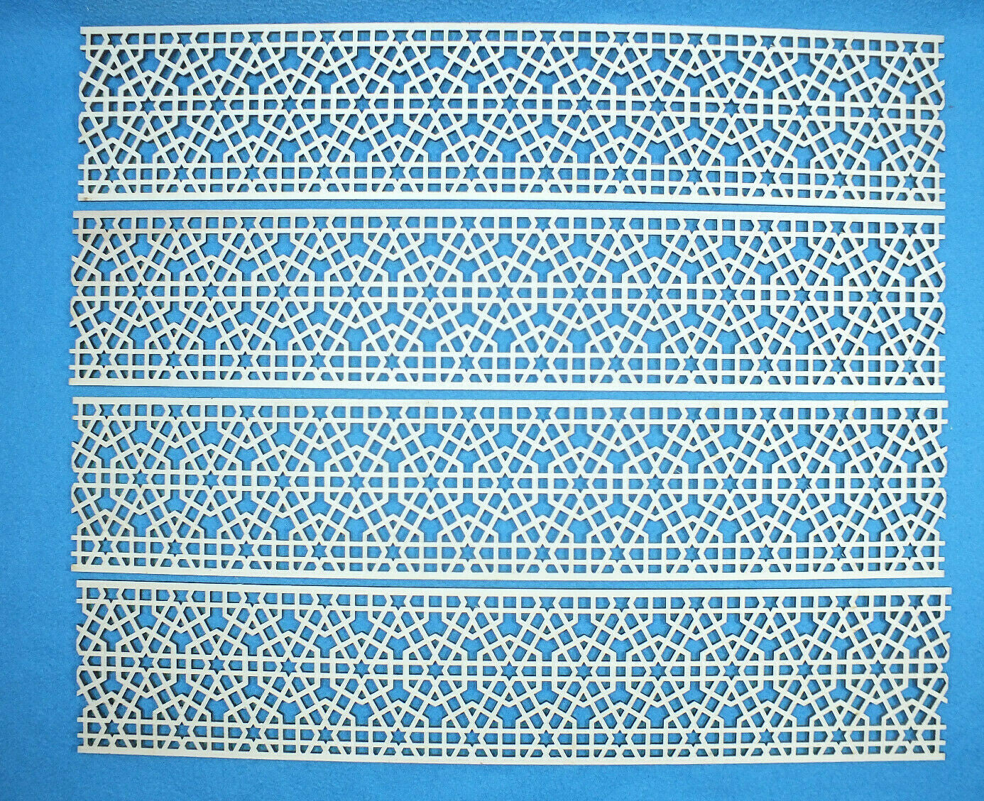 Holzfries Wanddeko Ornament Bordüre Laserzuschnitt Holz Zierteil Möbel 50 cm x 10 cm