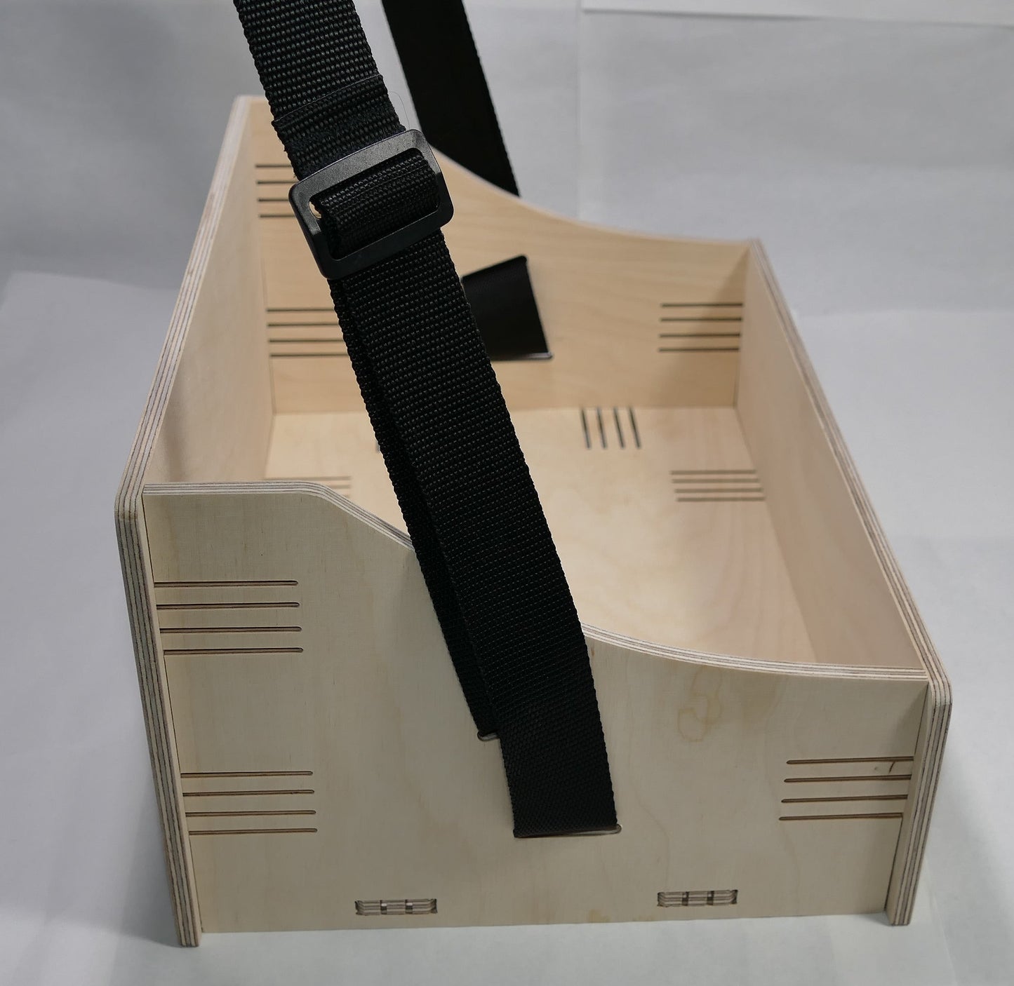 Kleiner Holz Bauchladen Körbchen Bodenplatte Größe A4