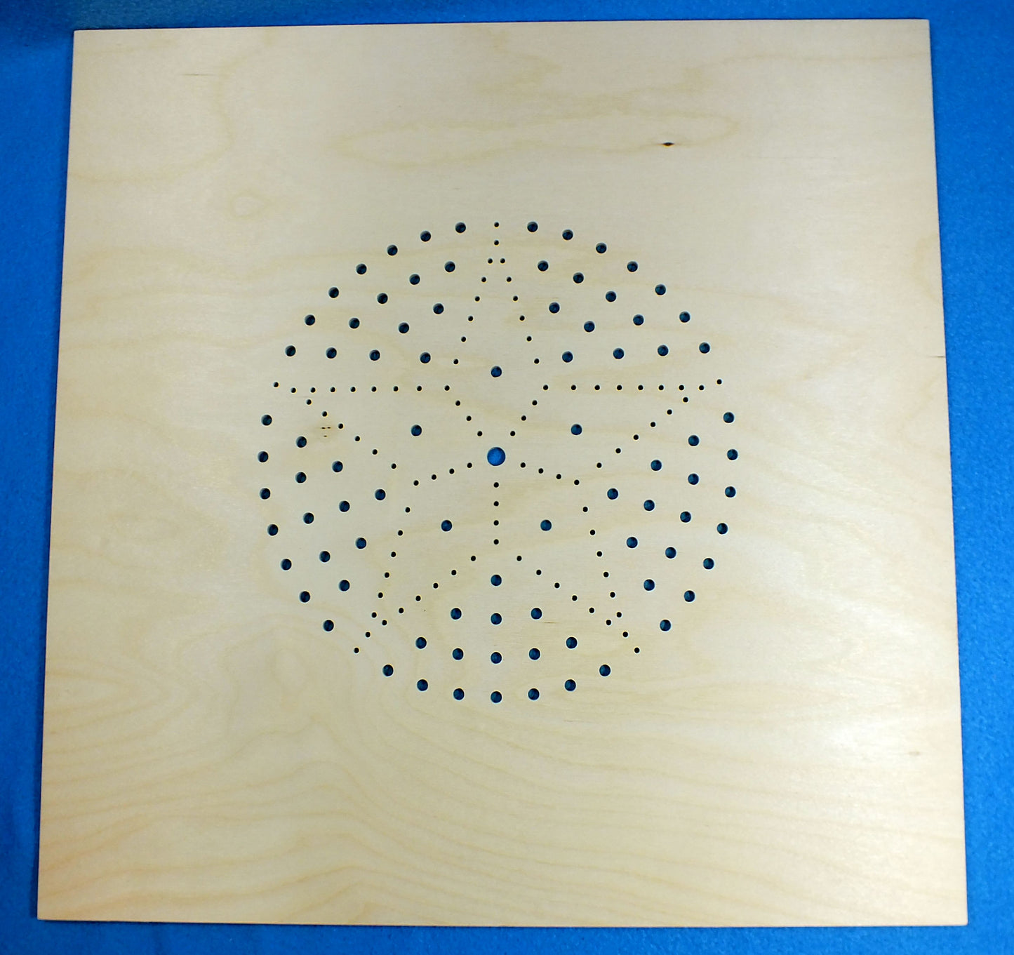 Holz Sitzfläche Sitzplatte Stuhlplatte mit Lochmuster Stern