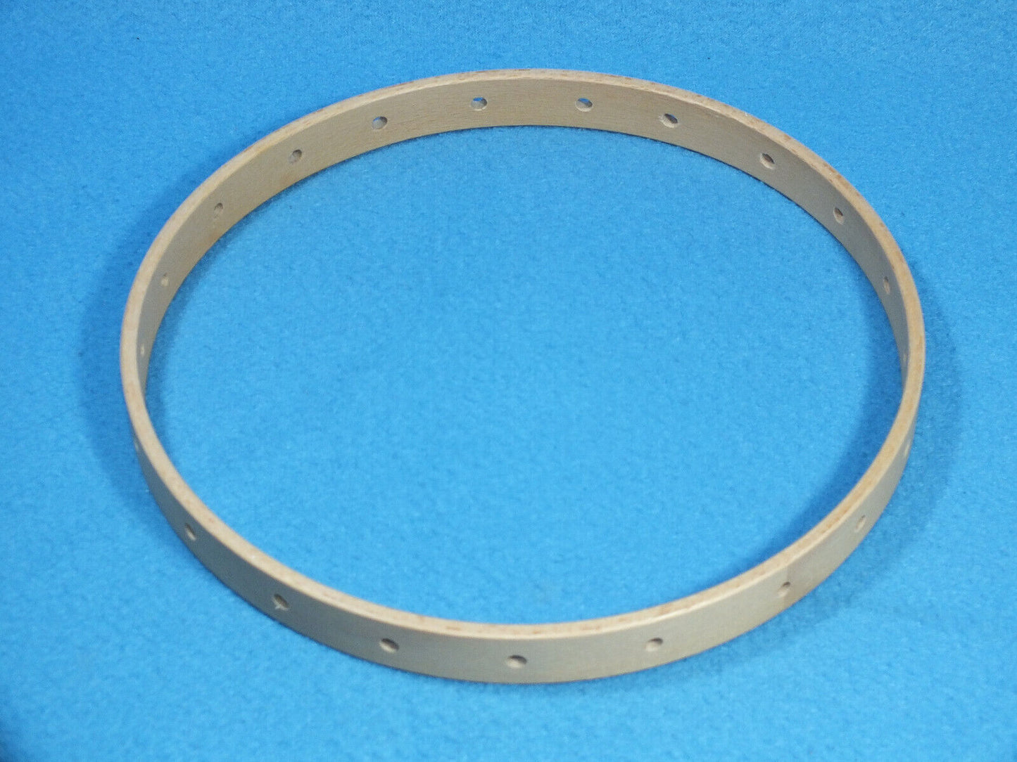 Holzring Ring mit Löchern für Traumfänger, Makramee usw.
