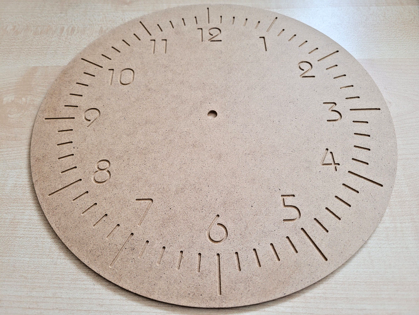 Holz Zifferblatt DIY Wanduhr MDF 3 mm stark, graviert