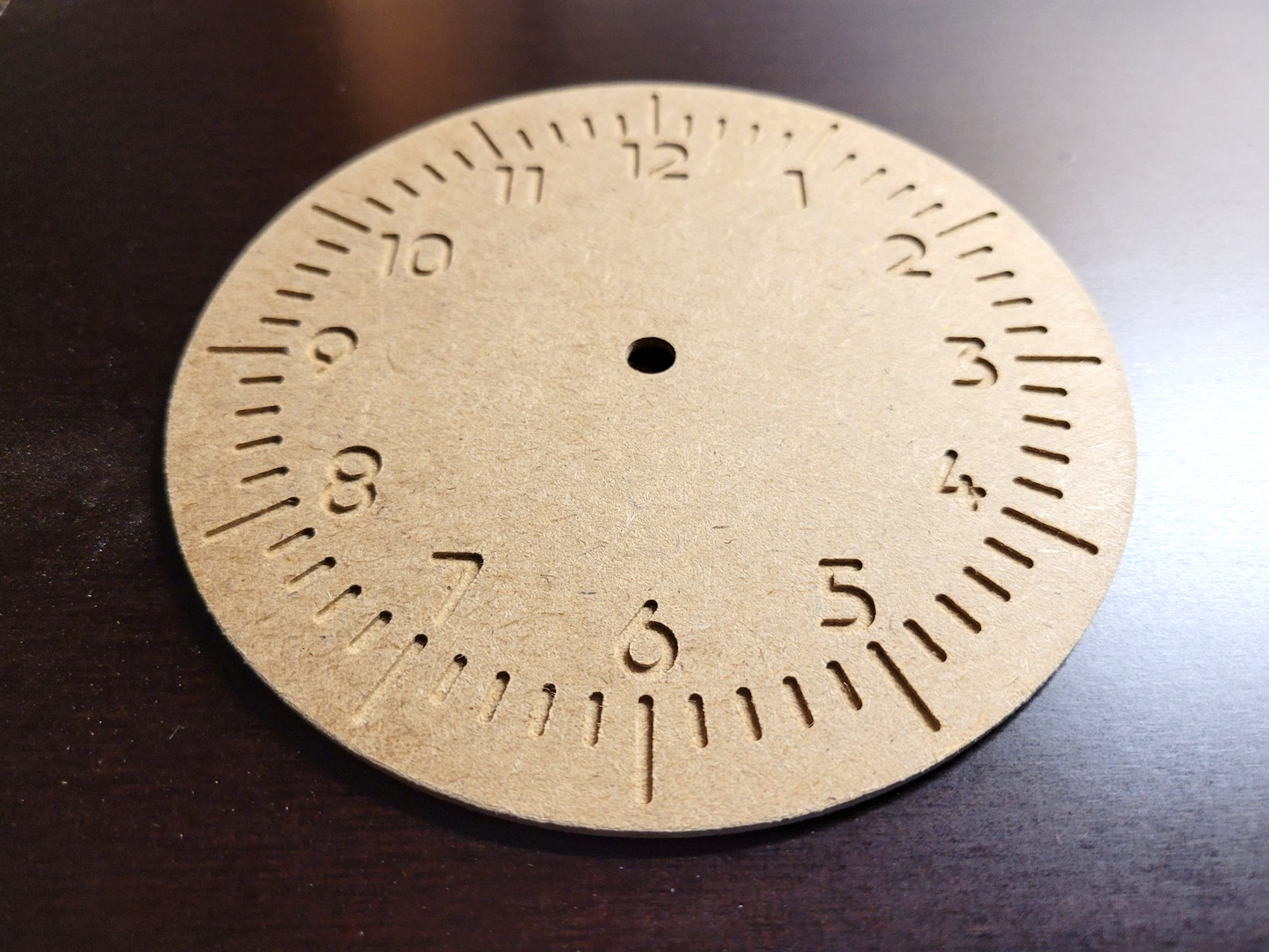 Holz Zifferblatt DIY Wanduhr MDF 3 mm stark, graviert